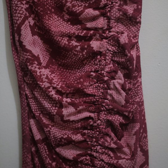 NWT Snake Bodycon Dress. - Picture 6 of 9